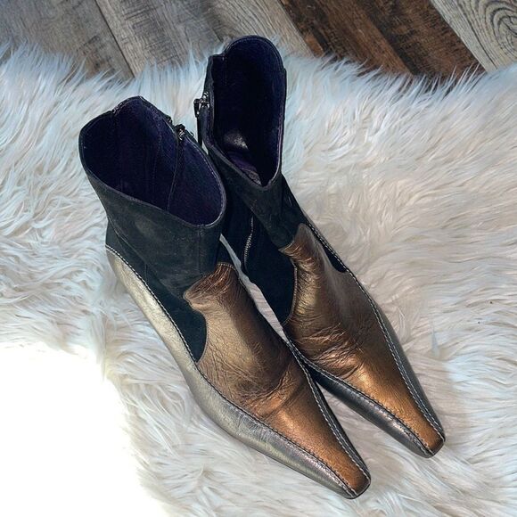Donald J Pliner Black Suede & Metallic Leather Heeled Ankle Boots - Picture 1 of 10